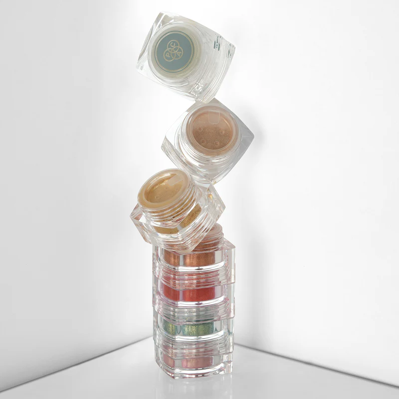 PAC Pigment Tower (7 in 1) (2.5 gm)  Loose eyeshadow powder  Net Weight : 2.5 g / 0.09 oz (7X)